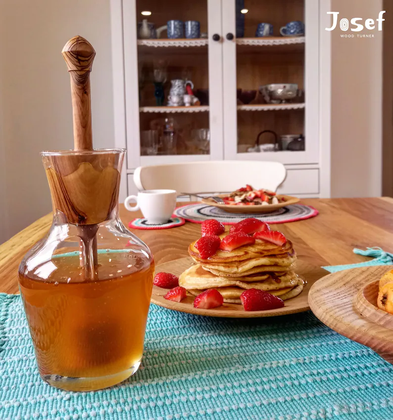 Glass Honey Pot with Olive Wood Dipper