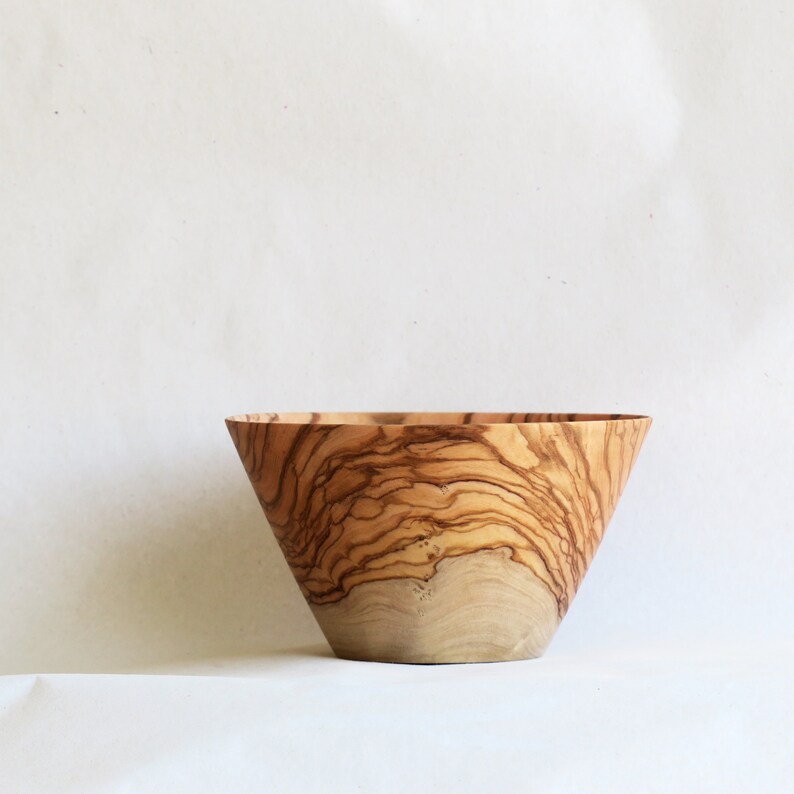 Olive Wood Bowl – Snack / Dipping / Breakfast