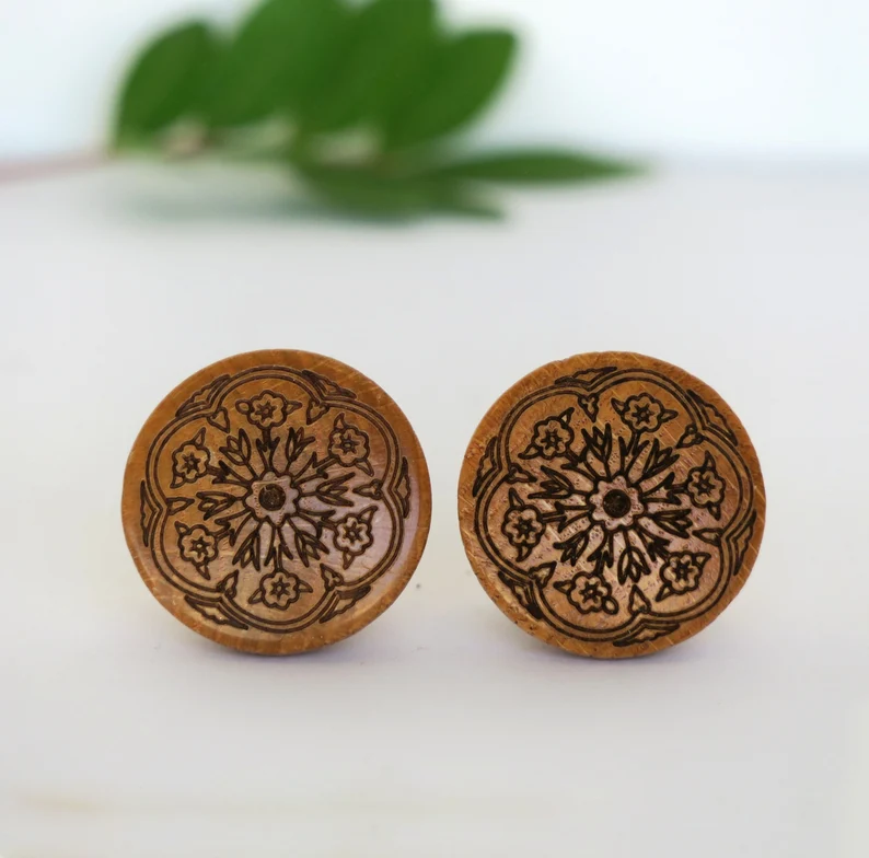 Oak Wood Cabinet Knob – Laser Engraved