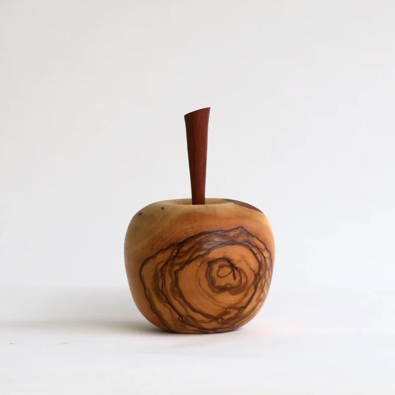 Olive Wood Apple Sculpture – 1 Piece