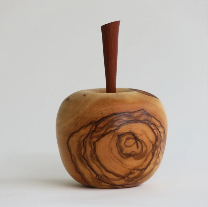 Olive Wood Apple Sculpture – 1 Piece